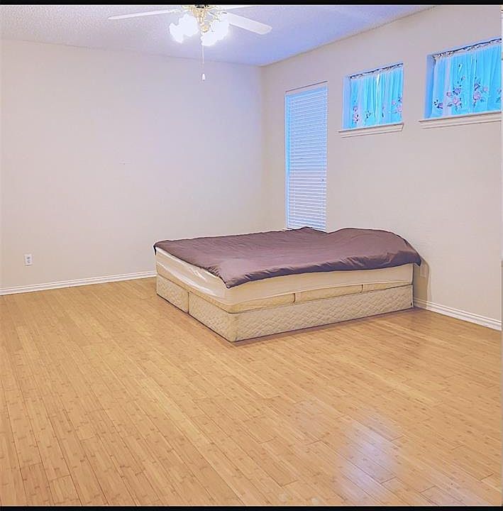 1st image of 3600 Aqua Springs Dr