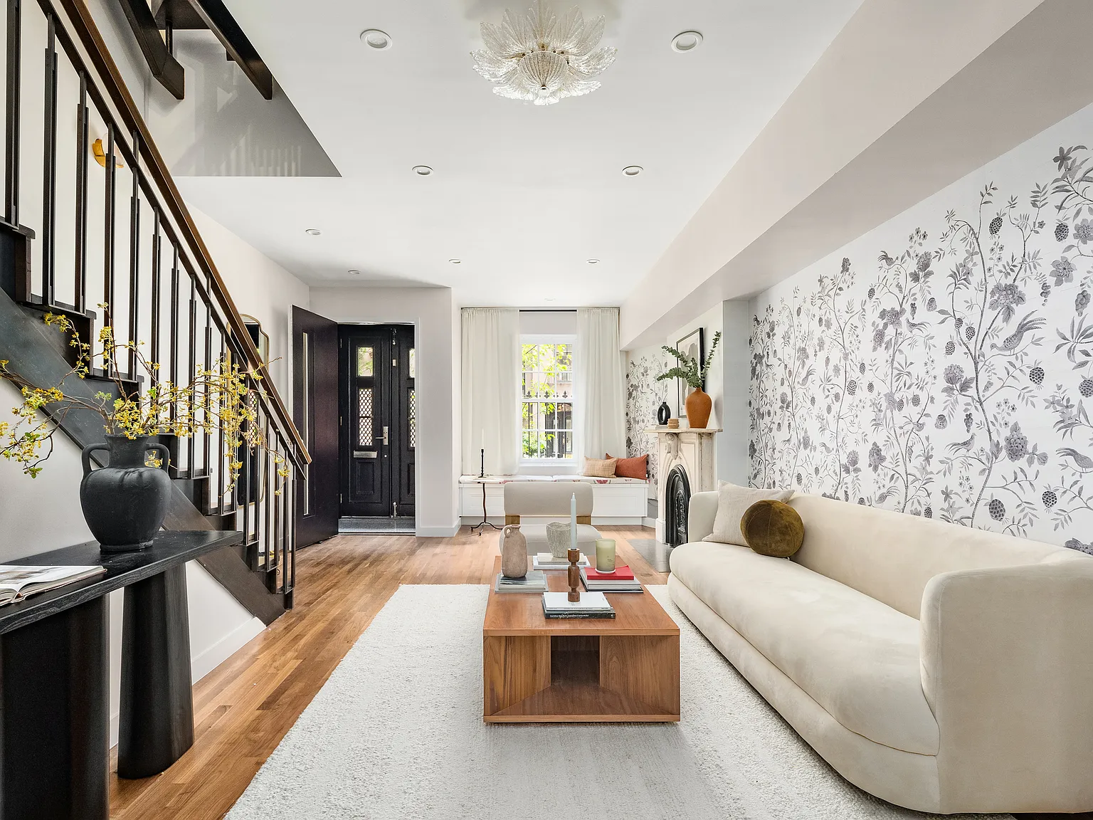 43 West 12th Street — Photo 3
