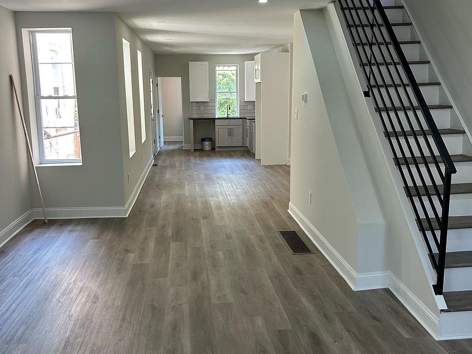 1st image of 2511 N 31st St