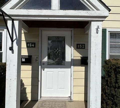 3rd image of 154 McKinley Ave #154