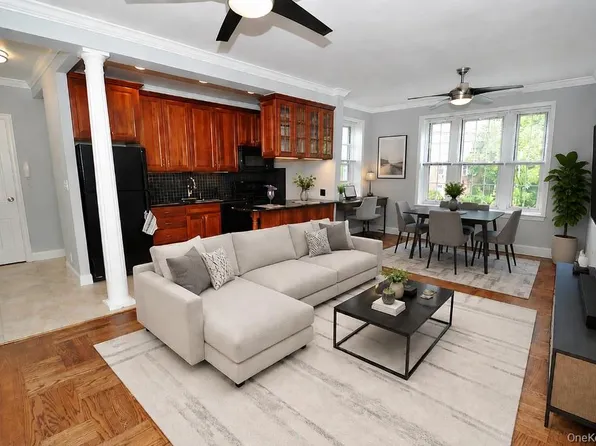 6 Midland Gardens #3D, Bronxville, NY 10708