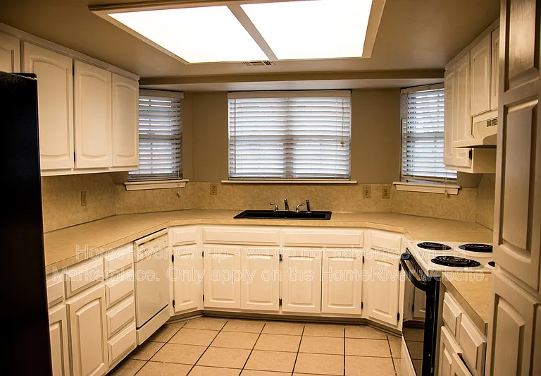 4109 W Quincy Ct — Photo 1