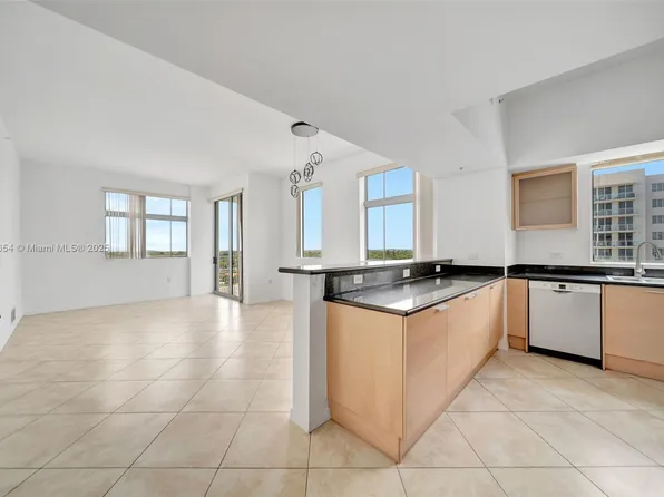 140 S Dixie Hwy APT 1037, Hollywood, FL 33020