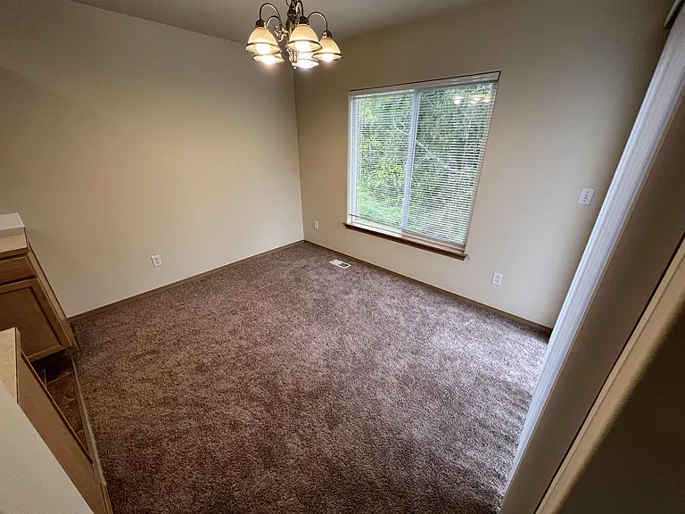 414 91st Ave SE #B — Photo 10