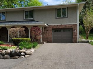 3115 County Road 101 S, Wayzata, MN 55391