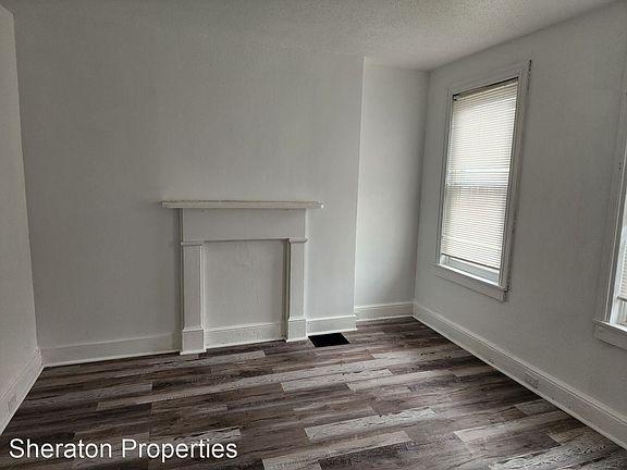 2nd image of 1121 Lancaster Ave