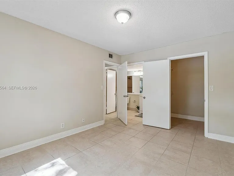 5672 Rock Island Rd #254 — Photo 16
