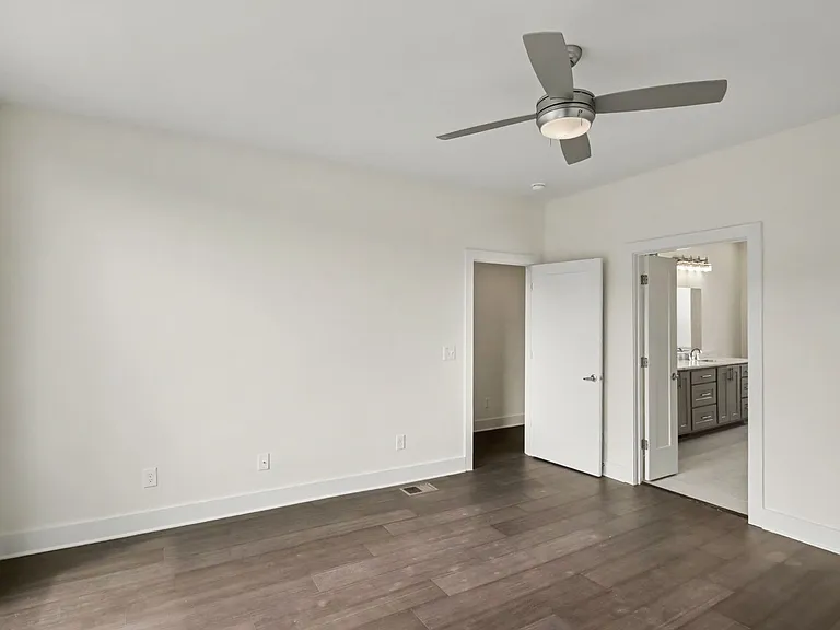 801 Main St — Photo 9