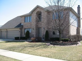 11551 Twin Lakes Dr, Orland Park, IL 60467