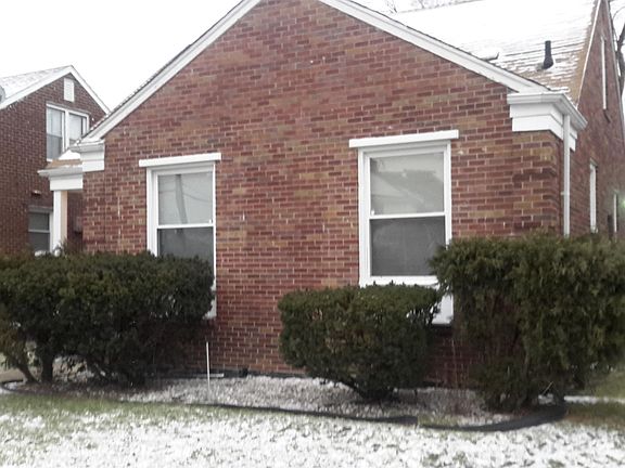4th image of 8604 Birwood St
