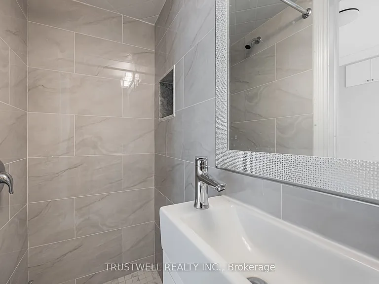 90 Galt Ave #A — Photo 7
