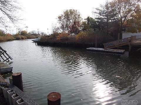 2nd image of 2341 Beach St