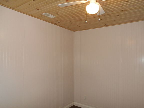 5th image of 1626 Seifert Dr