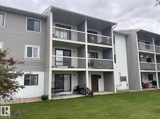 5705 51st St #209, Elk Pt, AB T0A1A0