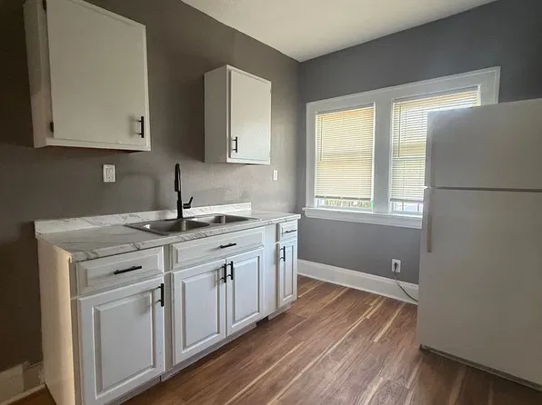 Kinsman APTS, 13425 Kinsman Rd #3, Cleveland, OH 44120
