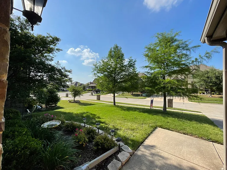 3404 Walnut Ln — Photo 17