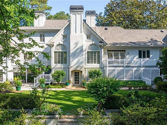 3rd image of 3460 Paces Valley Rd NW