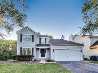 926 S West Ave, Waukegan, IL 60085