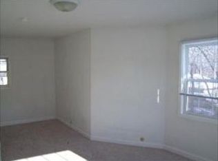 25020 W Il Route 173 #B, Antioch, IL 60002