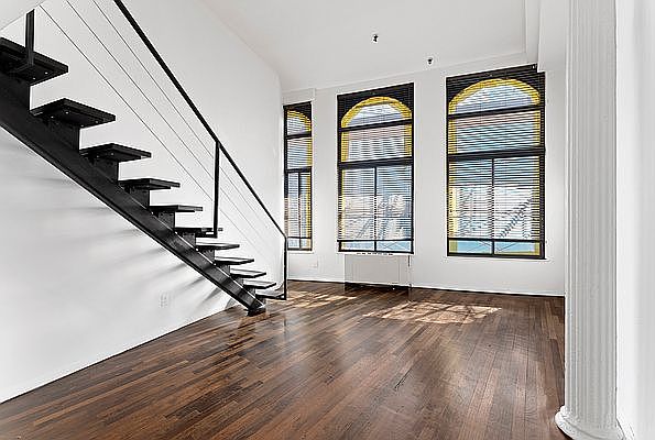 1st image of 67 E 11th St APT 524