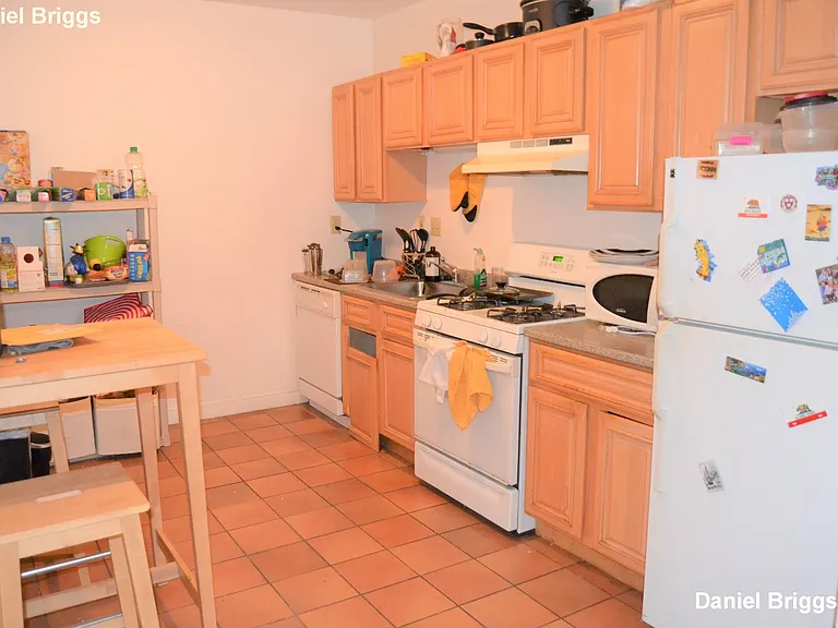 23 Egremont Rd #1 — Photo 7