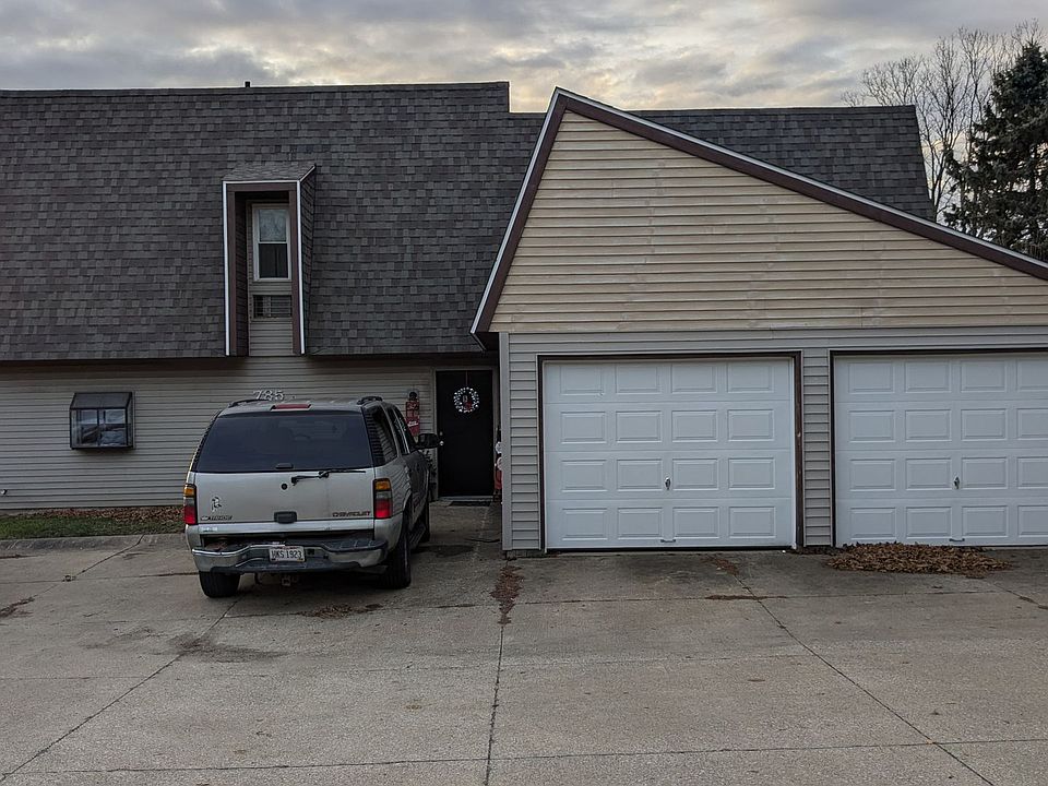1st image of 785 Kerns Dr NE APT A