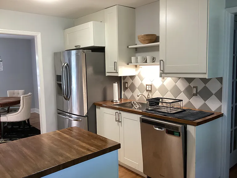 15 Regis Ct — Photo 12