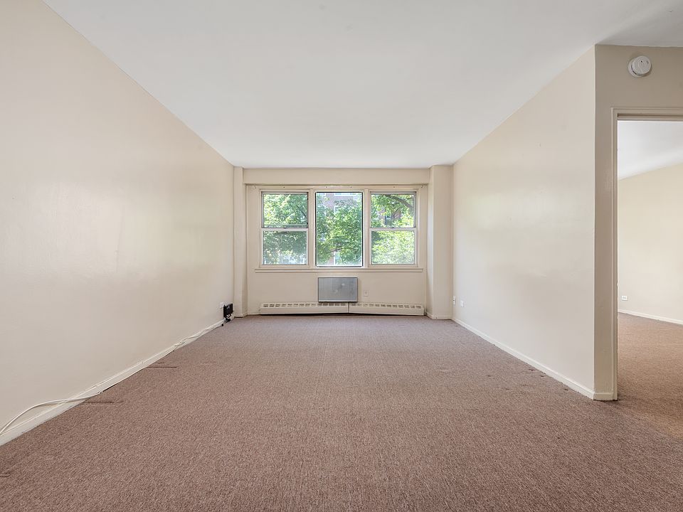 1st image of 87-15 165th St APT 3J