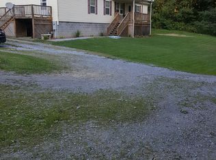 180 Belcher Rd, Bluefield, VA 24605