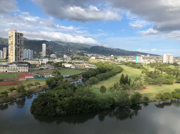 2211 Ala Wai Blvd, Honolulu, HI