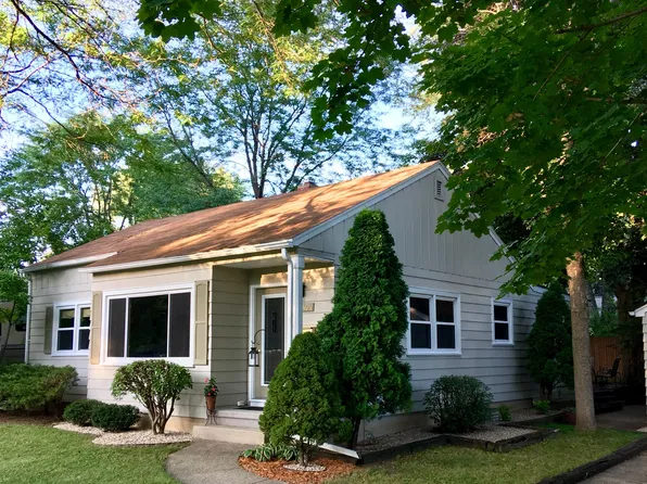 5404 Flamingo Rd, Monona, WI 53716