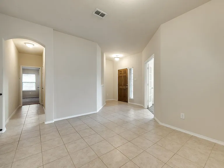 4721 Lazy Oaks St — Photo 8