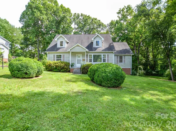 1800 Brantley Rd, Kannapolis, NC 28083