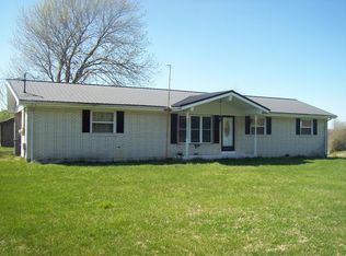 5481 Galen Rd, Lafayette, TN 37083