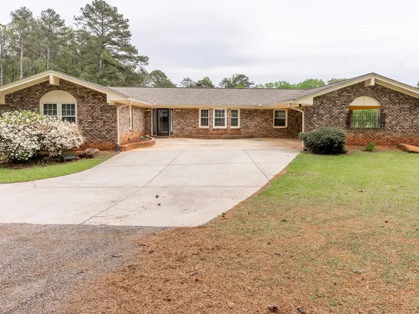 938 Swan Lake Rd, Stockbridge, GA 30281