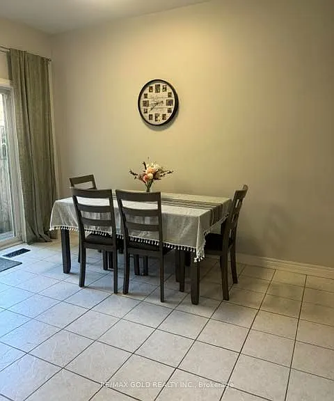 45 Northampton Blvd — Photo 5