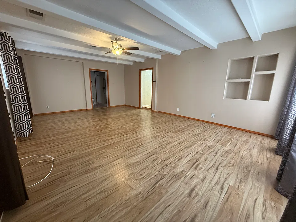 230 W Calle Don Andres