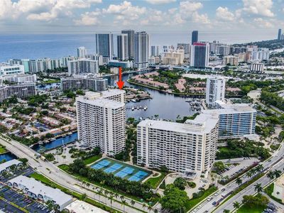 2500 Parkview Dr APT 821, Hallandale Beach, FL, 33009