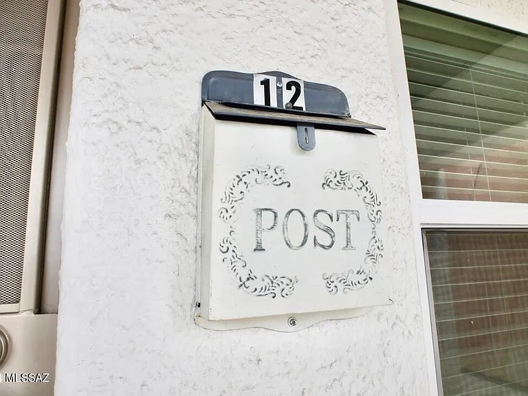 12 E University Blvd #12 — Photo 25