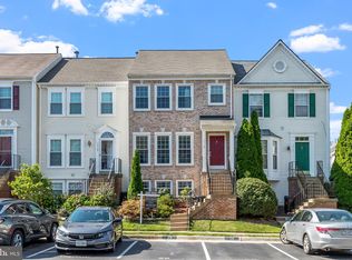 13129 Englishwood Ln, Fairfax, VA 22033