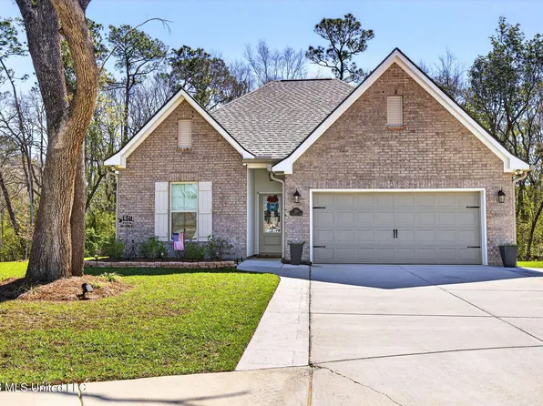 7271 S Aberdeen Dr, Pass Christian, MS 39571