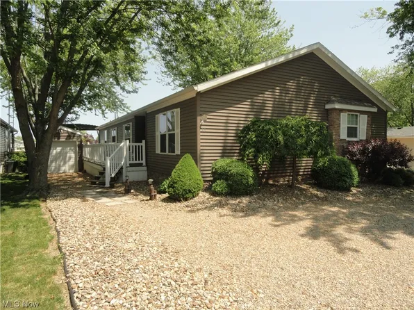 95 Locust St, Lakeside Marblehead, OH 43440