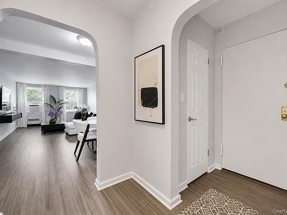 3rd image of 765 Bronx River Road #4A