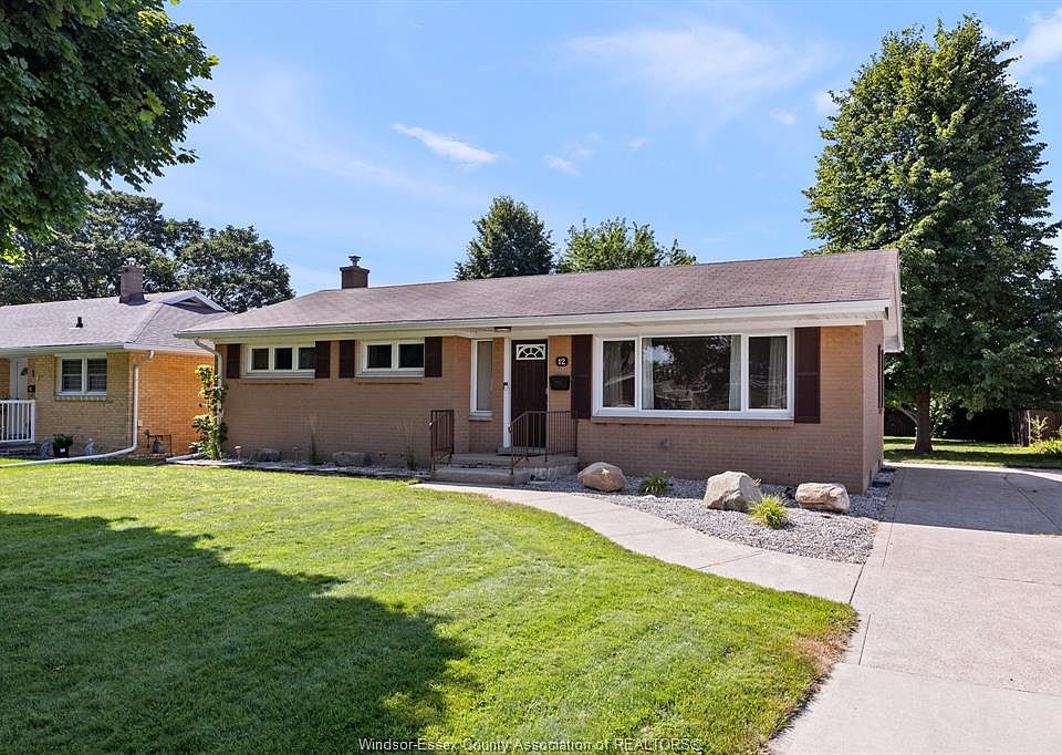 1st image of 12 Gladstone Ave