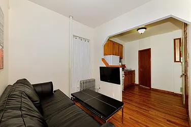 Rented by Eisenberg Exclusives