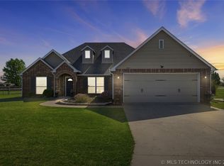 12601 Amling Dr, Oologah, OK 74053