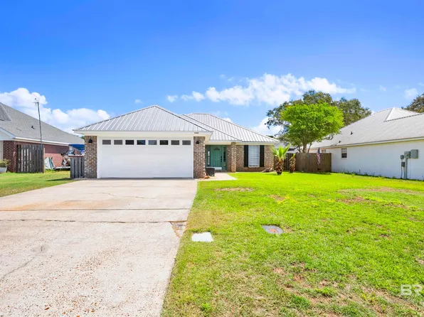 1368 Hardwood Dr W, Gulf Shores, AL 36542