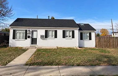 2 bed, 940 sqft, $2,350 — Photo 1