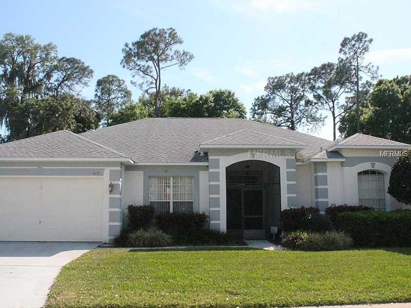 1st image of 217 Boxwood Dr
