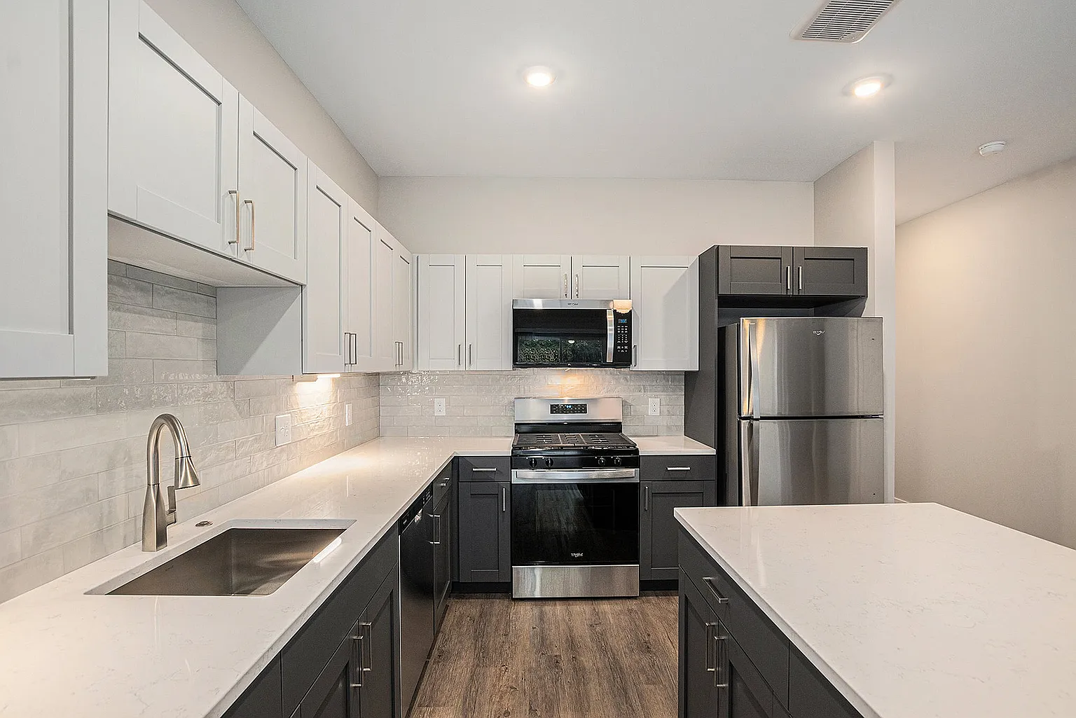 The Summit at Harvey Townhomes - 6420 Harvey St Muskegon MI | Zillow